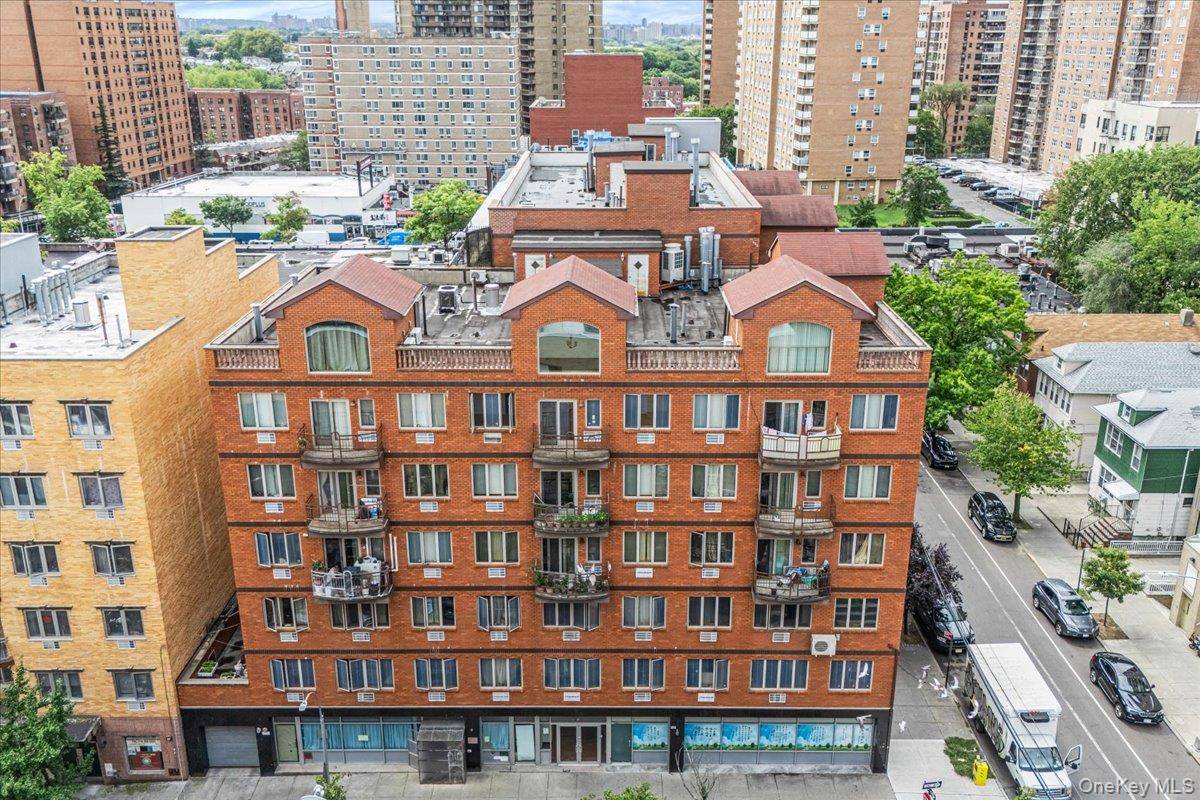 Prime Location in Quiet and Convenient Kissena, Heart of Flushing.