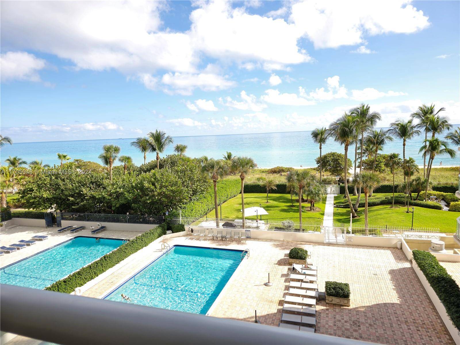 Gorgeous and bright 2 bedroom 2 bath of 1, 508 Sq.