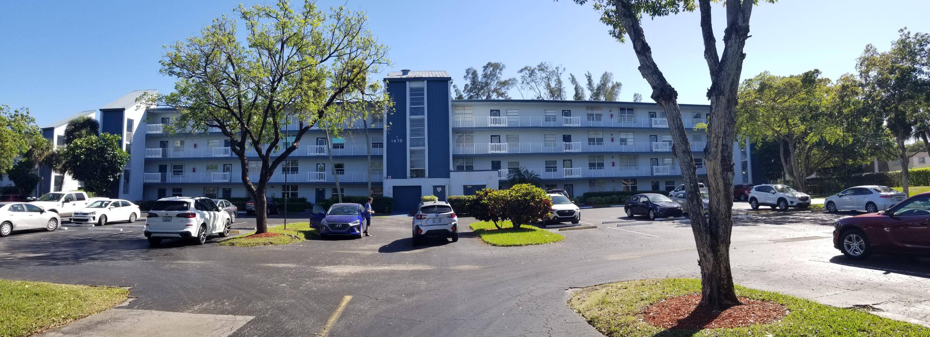 Spacious 1 bedroom 2 bath with peaceful golf course view located in Palm Springs 2, one of Broward's most popular active adult communities.