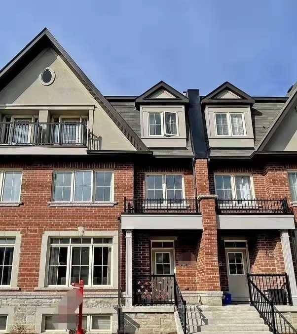 Absolutely Stunning ! This spacious 1, 845 sqft.