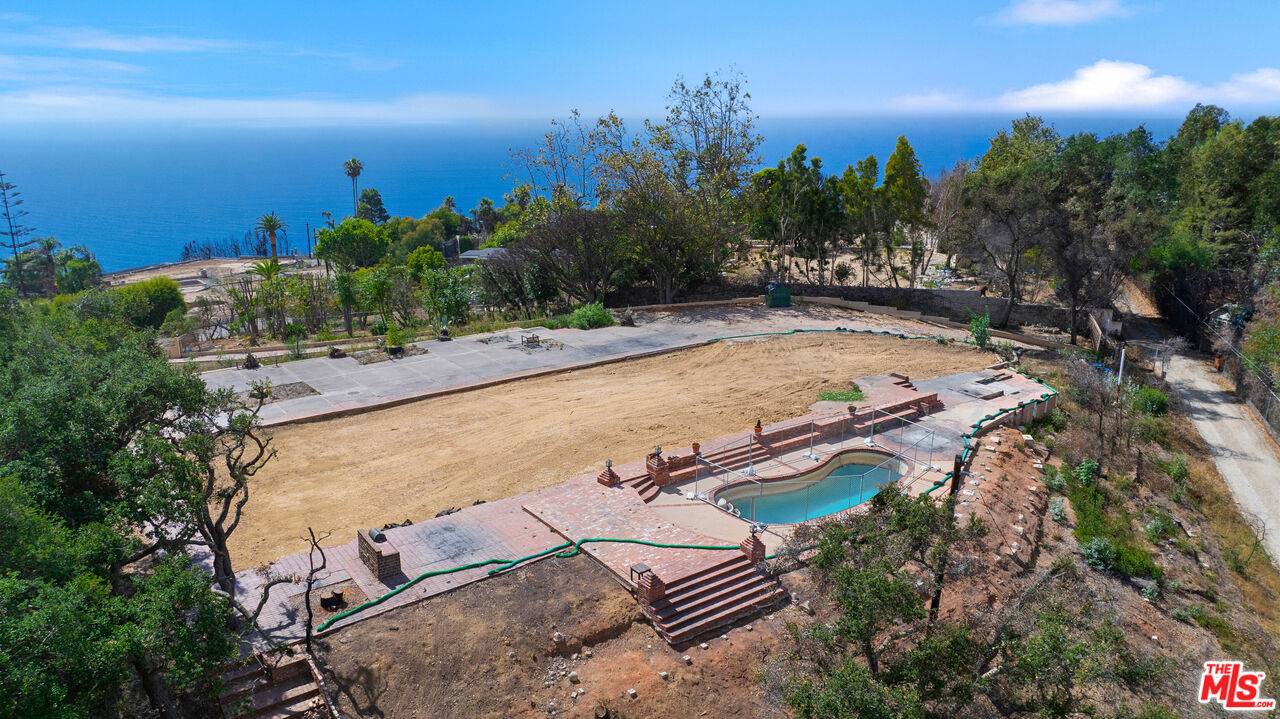 20729 Rockcroft Dr Malibu La