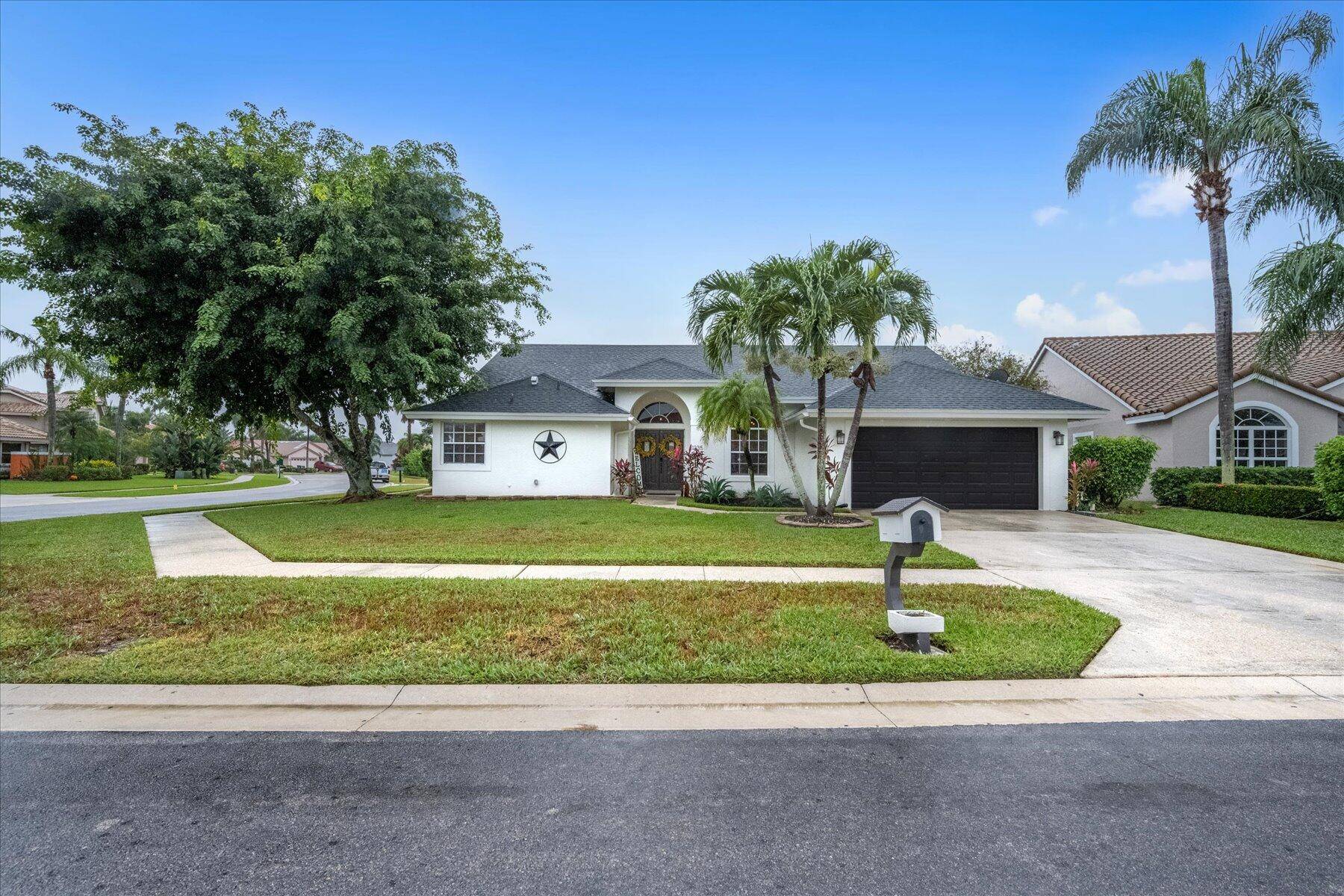 Beautifully updated and decorated 3 2 with fenced in backyard available in the beautiful community of Emerald Forest.