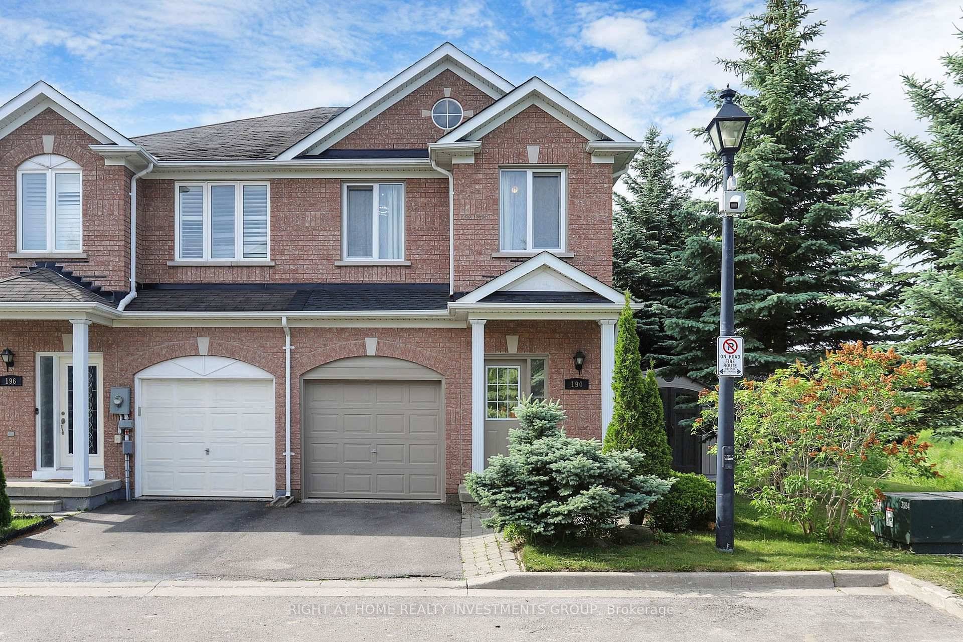 Move in into this beautifully upgraded home in the heart of Newmarket !