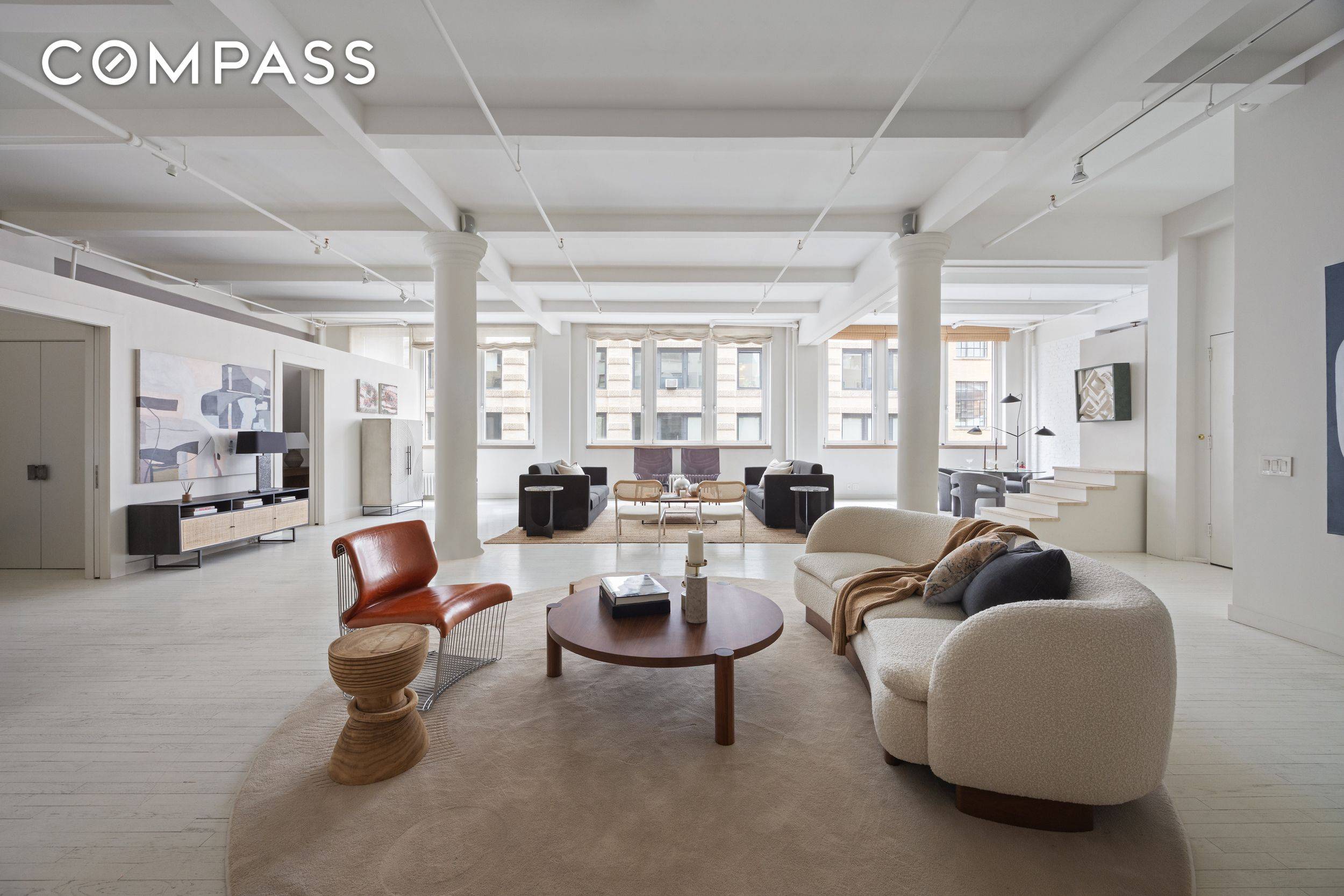This full floor loft in a boutique Flatiron co op offers approximately 4, 000 square feet of thoughtfully renovated space.