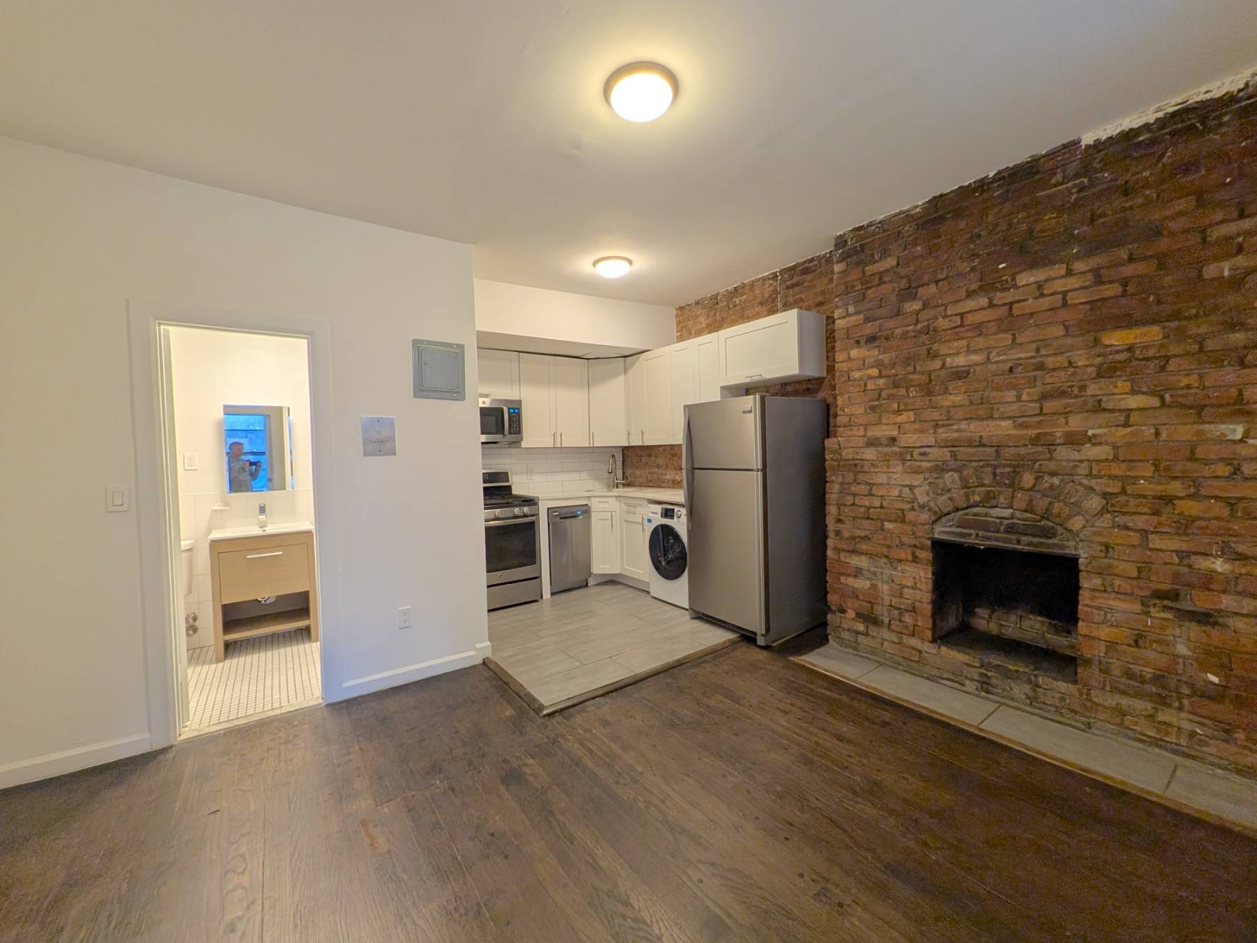 309 w 29th street is a classic walkup building located on a tranquil tree lined street.