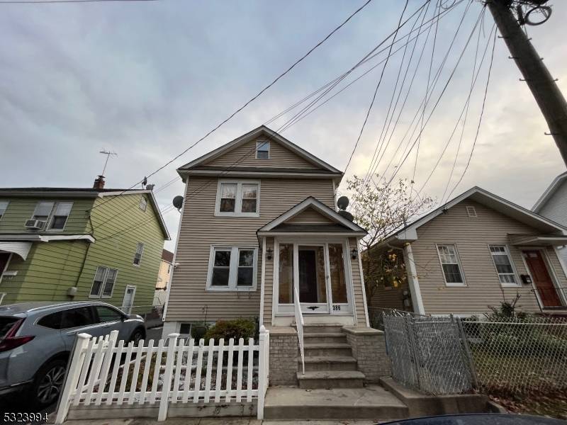 Multifamily home with income potential !