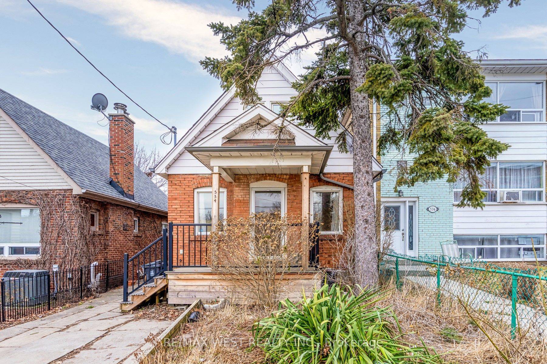 A Unique Detached Property In Toronto Perfect For Builders, Renovators, And Investors.
