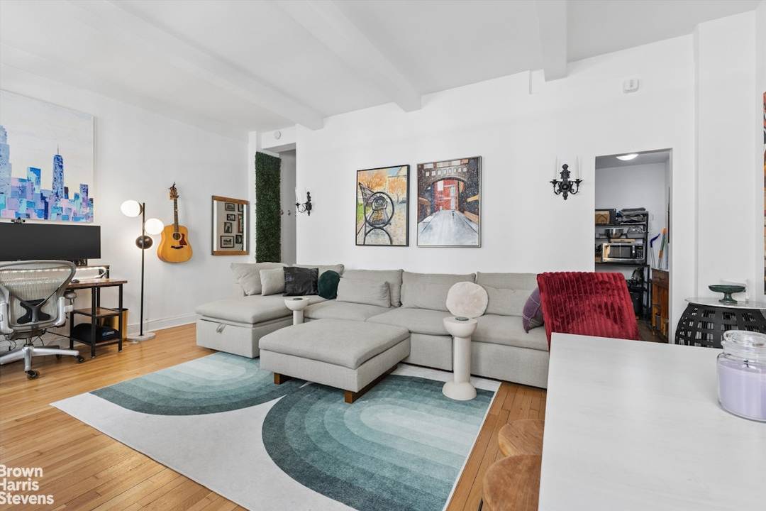 Bright, loft like extra large one bedroom residence in the heart of NoMad with laundry right outside your door.