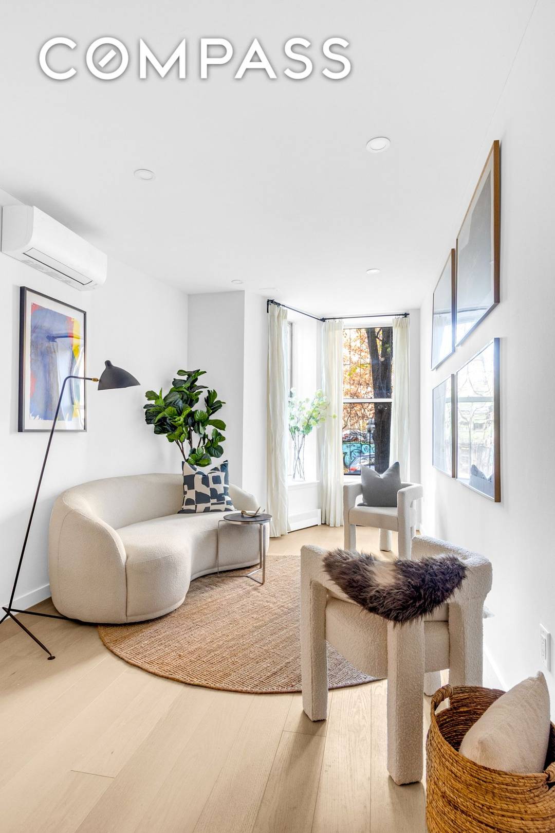 In Unit Washer Dryer Laundry.