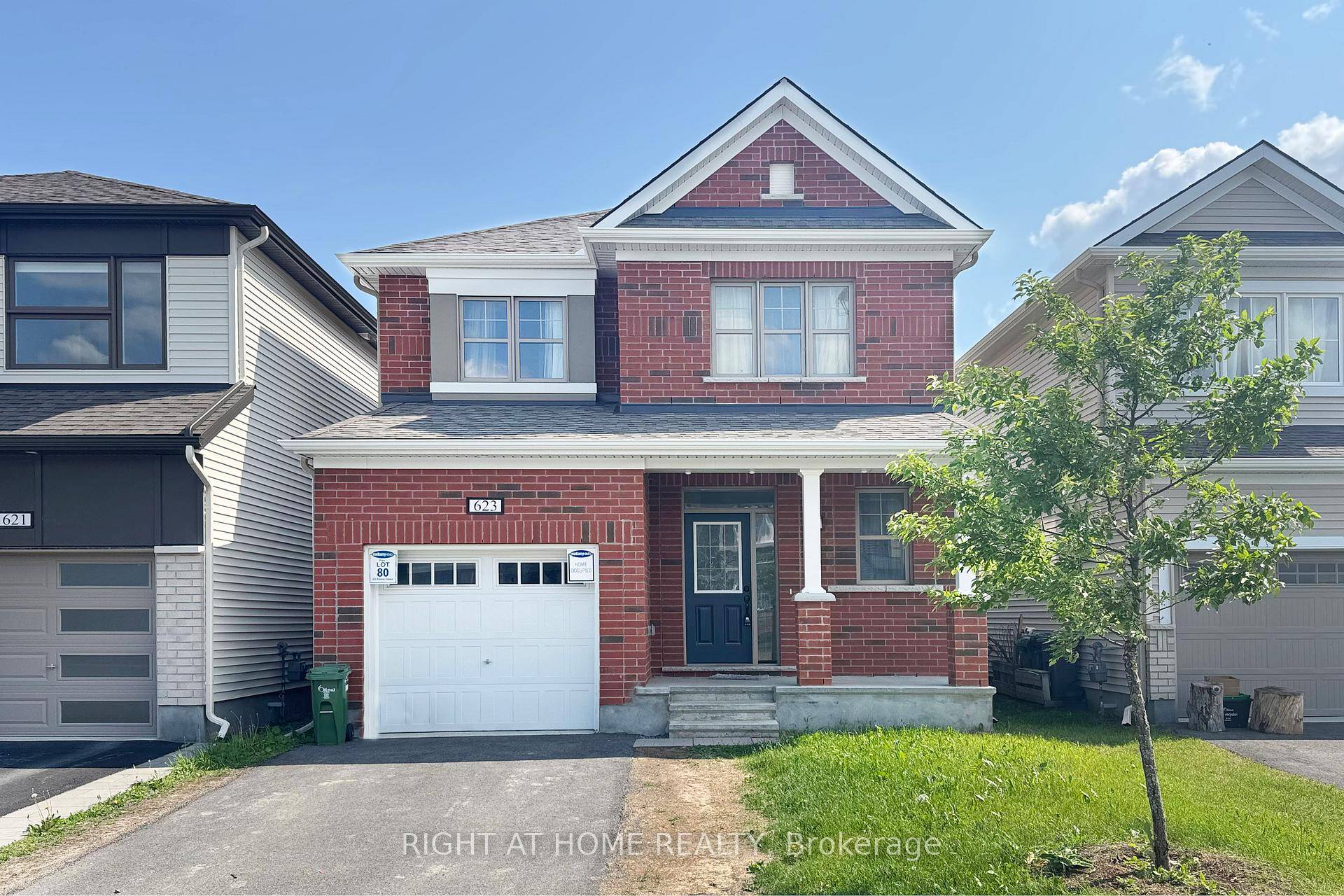 Beautiful detached home located in Half Moon Bay.