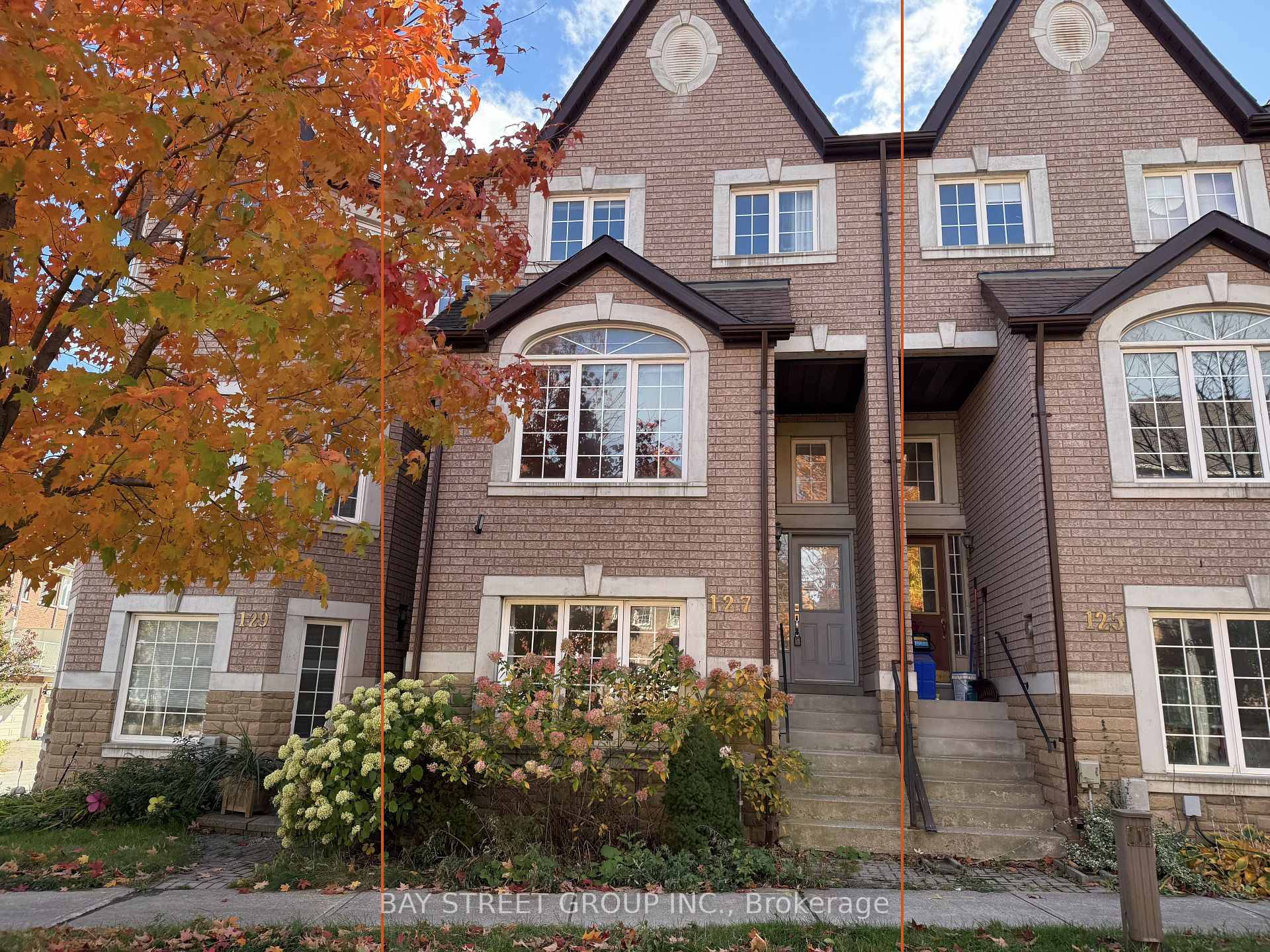 Elegant 3Br townhouse in top school area !