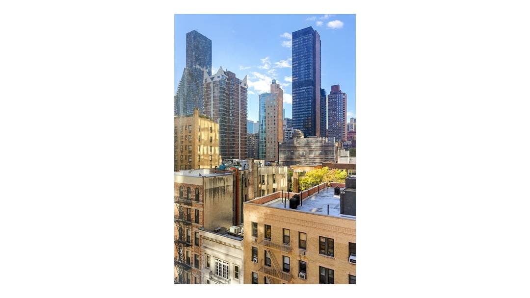 This is the highest floor one bedroom featuring this unique floor plan in the building !