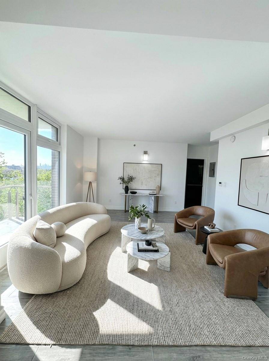 Welcome to The Luxury Austin Condo in the heart of Rego Park !