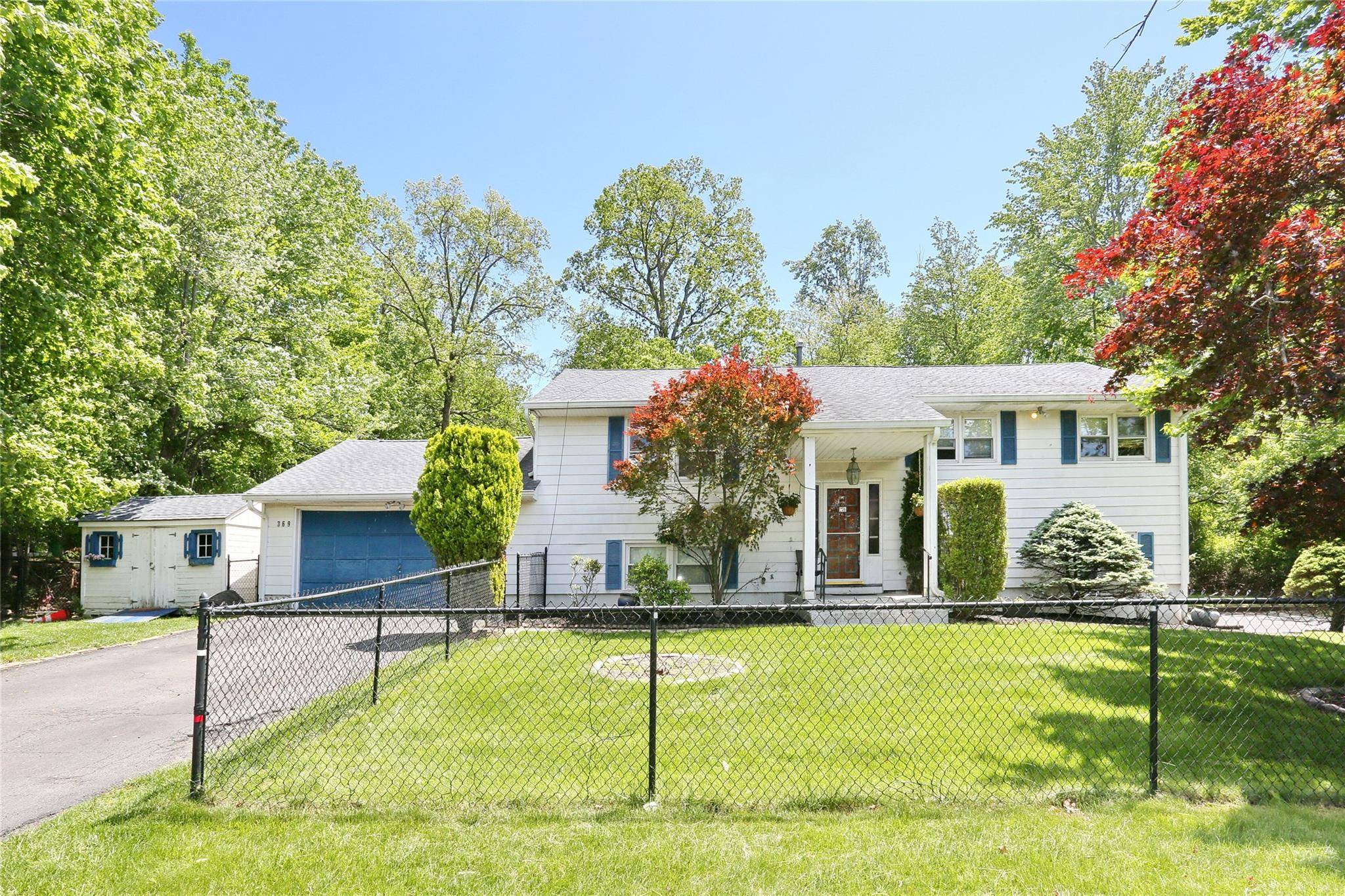Welcome to 369 Saddle River !