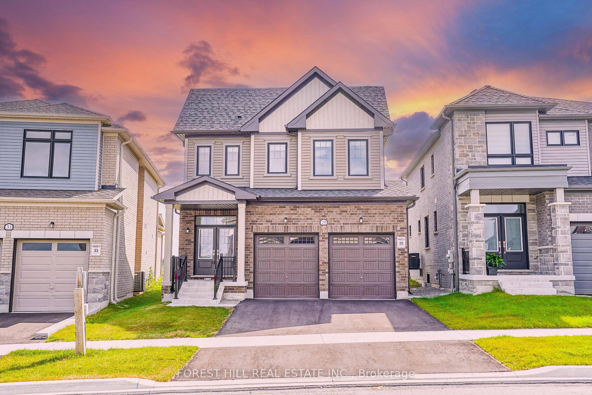 Welcome to 29 Kingsbury Trail, a beautiful 4 bedroom a versatile study room, 2 car garage detached home built by the luxury builder Everwell by Sorbara.