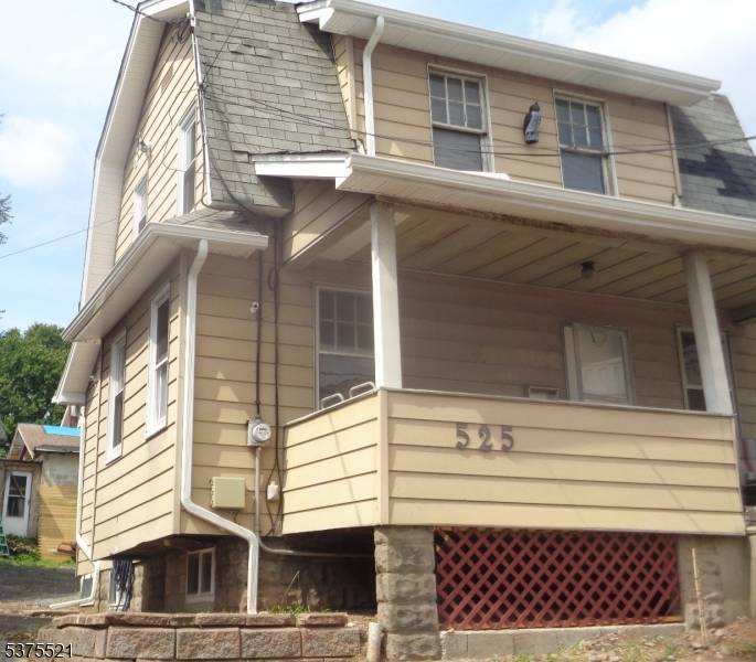 One family house, renovated, 3 br on 2nd floor, new kitchen, new windows, new heating and 2 central air units, one full bath on each floor.