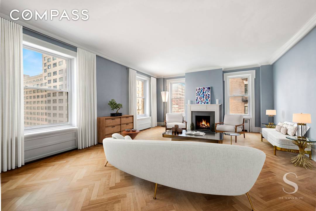 Timeless Park Avenue Living !