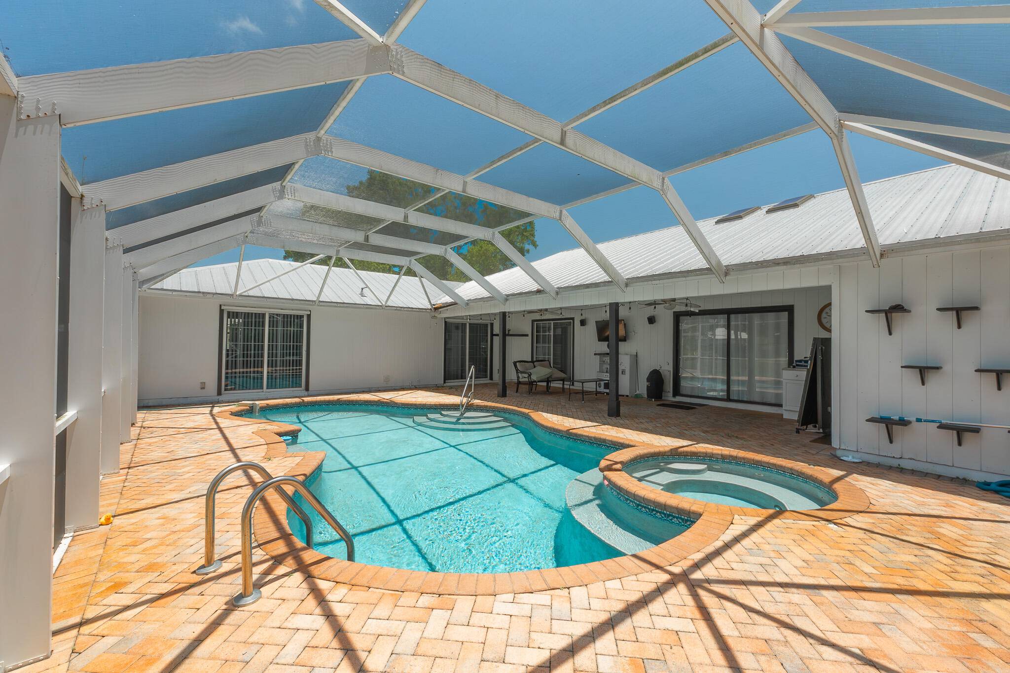 3 Homes in 1 The Ultimate Multi Generational Compound !