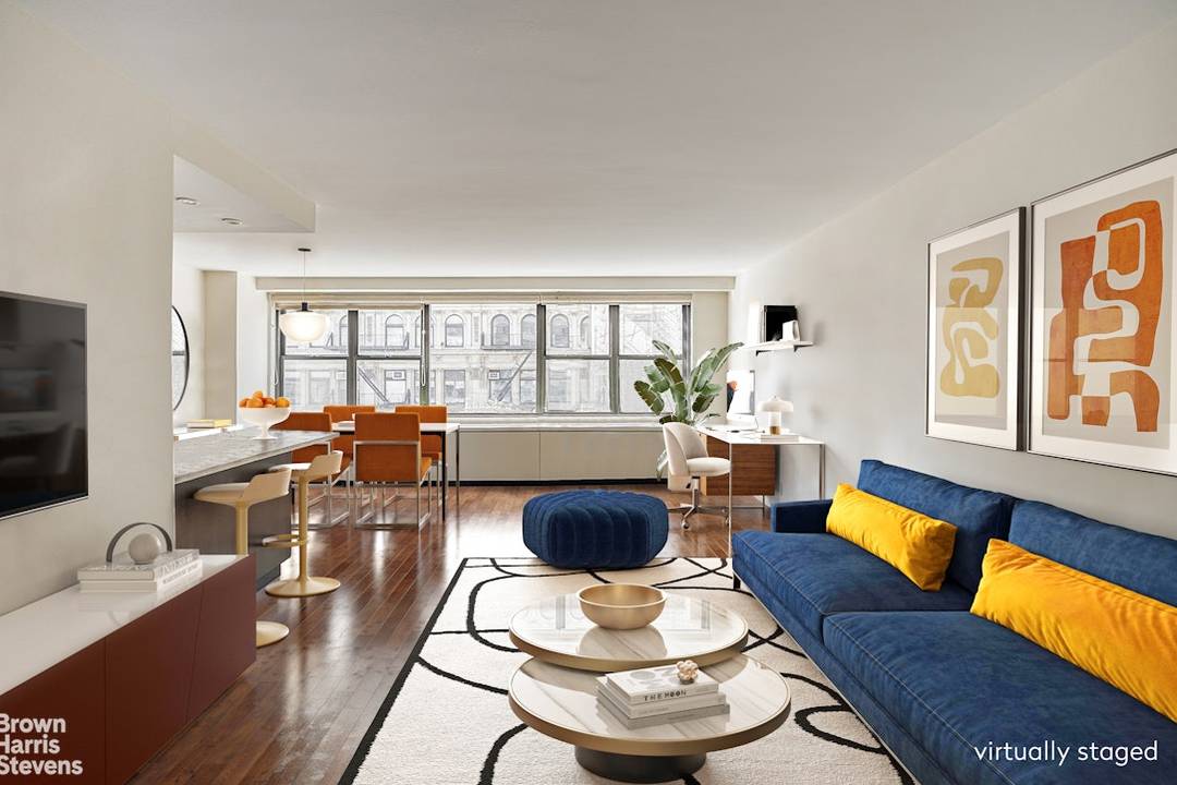 Welcome to the Victoria ideally located just West of Union Square, at the crossroads of the Flatiron District, Chelsea, Greenwich Village and the East Village.