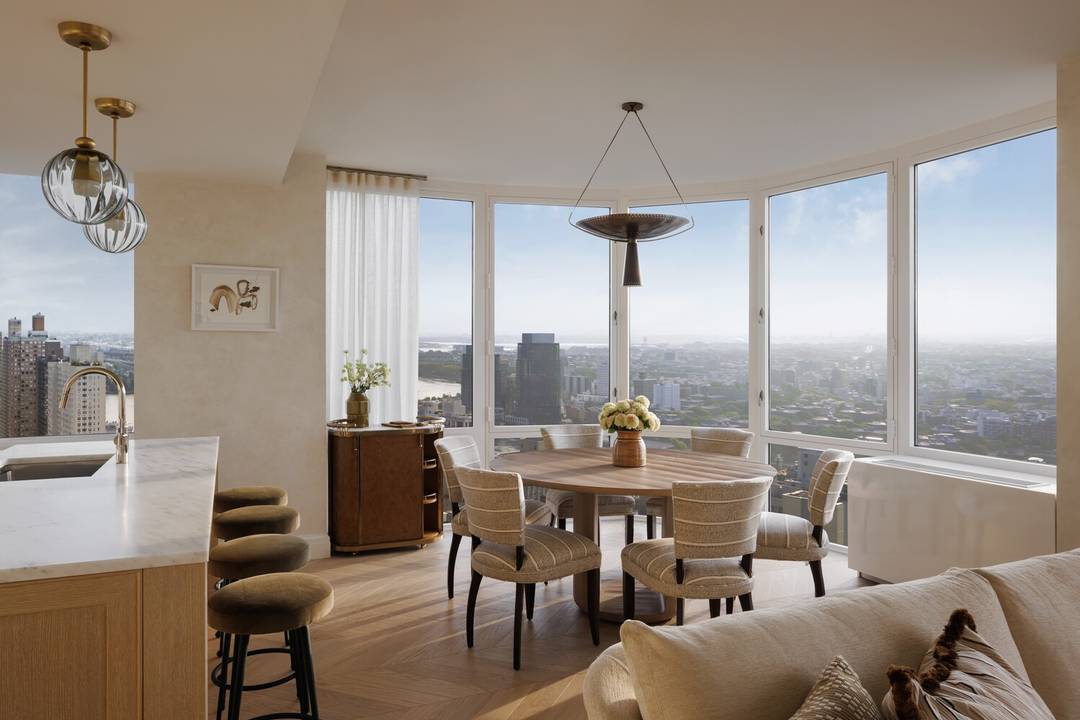 THE STRATHMORE PRESENTS AN ELEGANT THREE BEDROOM WITH UNOBSTRUCTED CITY VIEWS Rising 44 stories above the leafy charm and quiet sophistication of the Upper East Side, The Strathmore is more ...