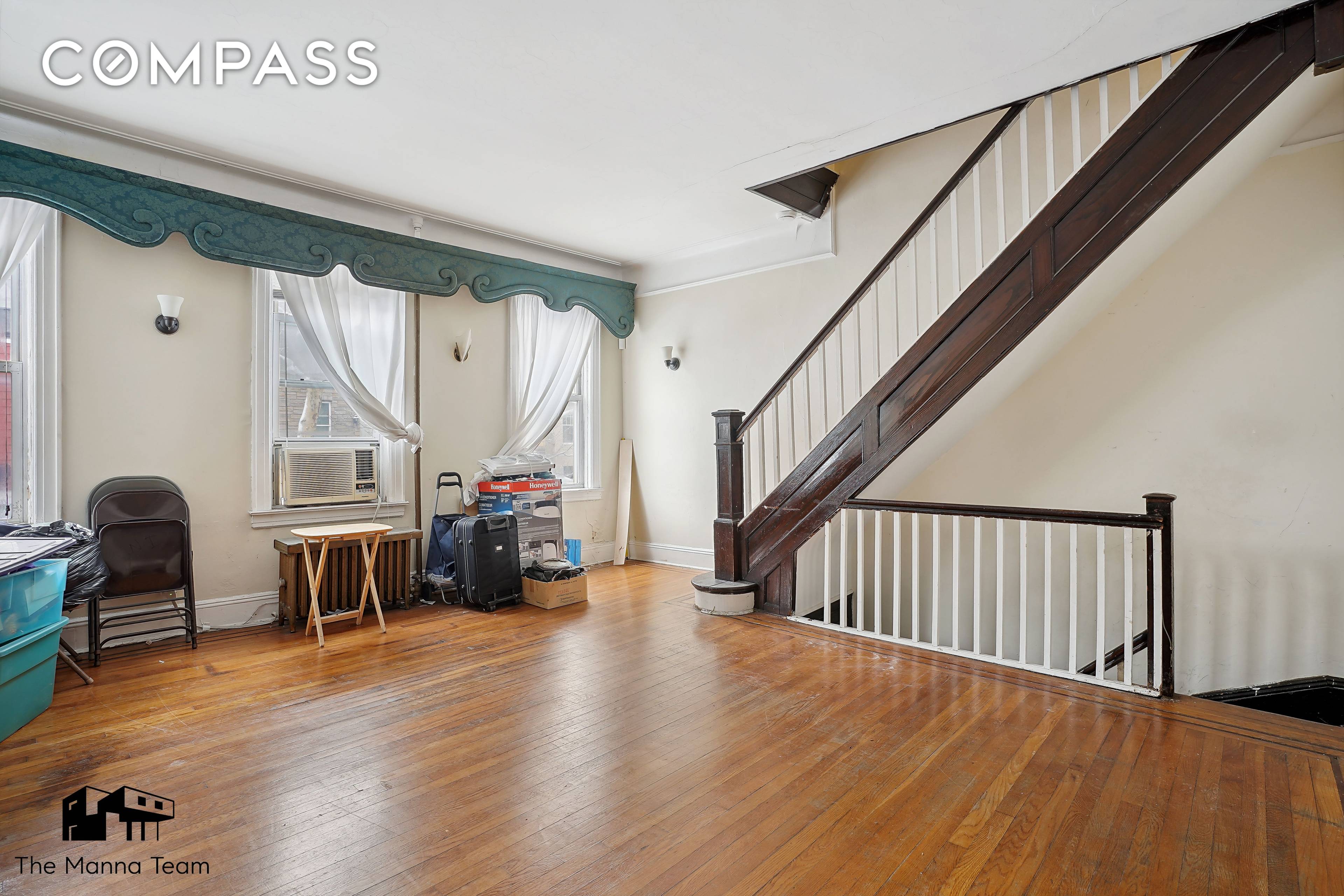 Renovator's Dream ! Rare opportunity to create your Williamsburg dream home at 303 Humboldt St.