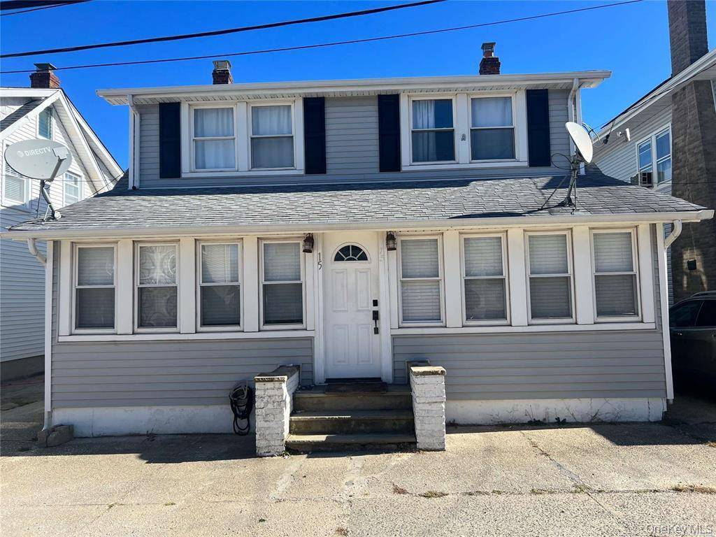 Charming Newly Renovated Sound Side 2 Bedroom Apartment, Side by Side Duplex, 2 Homes Away From Private Long Island Sound Side Beach.