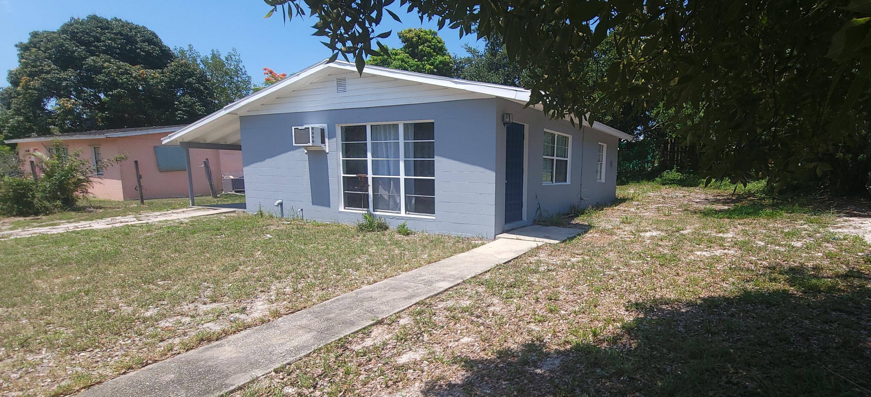 This home could be perfect for a first time buyer !