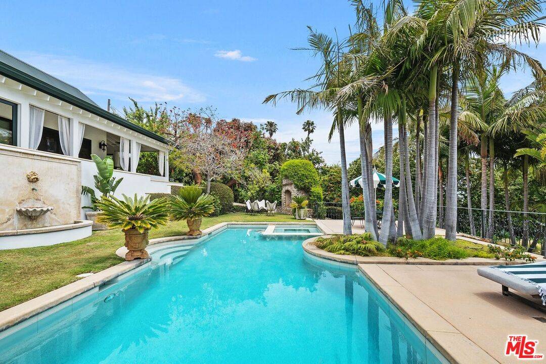 26799   Pacific Coast Hwy 8BR Malibu La