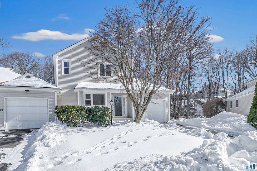 Welcome to the sought after Aspetuck Village, one of the premier communities in Upper Fairfield County !