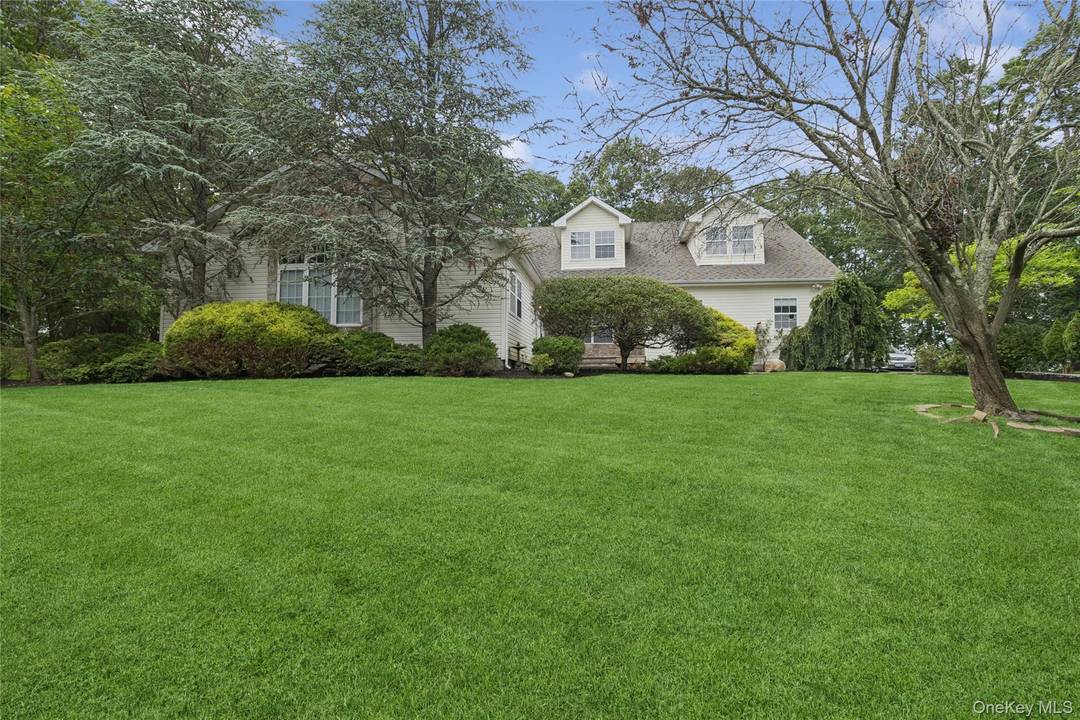 Secluded Gem in Blue Ribbon Mount Sinai School District !