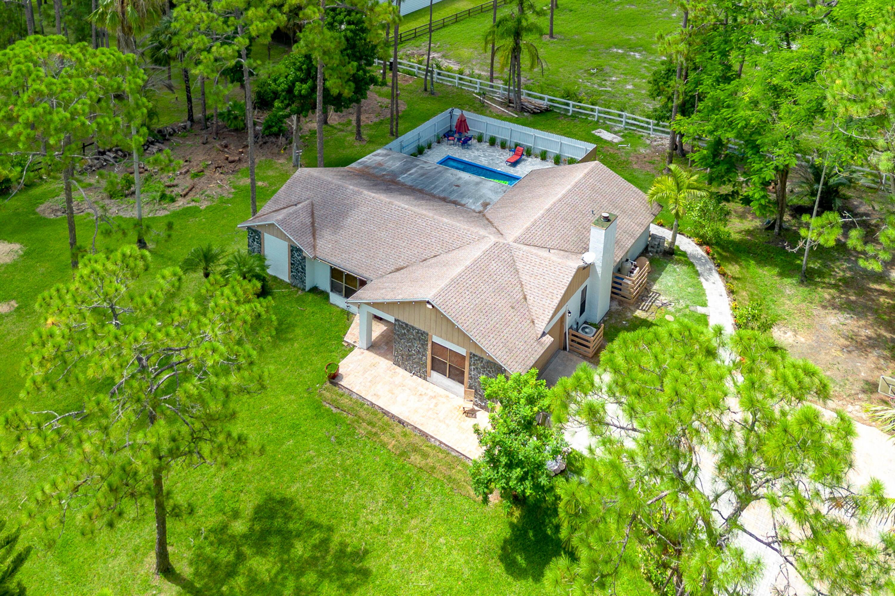 Stunning fully renovated 3BR 2BA office single family home on 1.