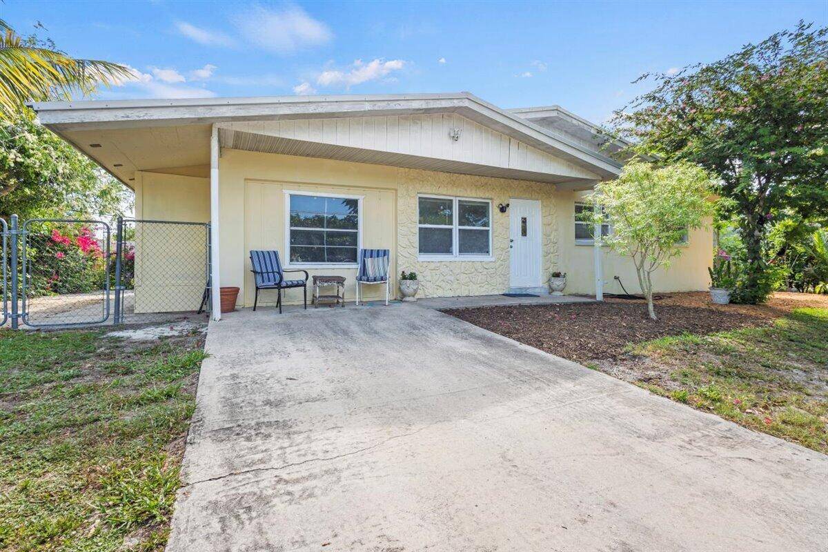 Great opportunity to own this 2 bedroom 2 bathroom with den 3rd bedroom.