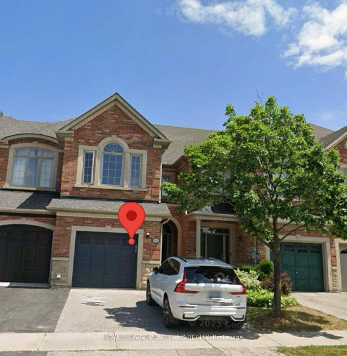 Welcome to a fantastic leasing opportunity in the highly sought after Beverly Glen area !
