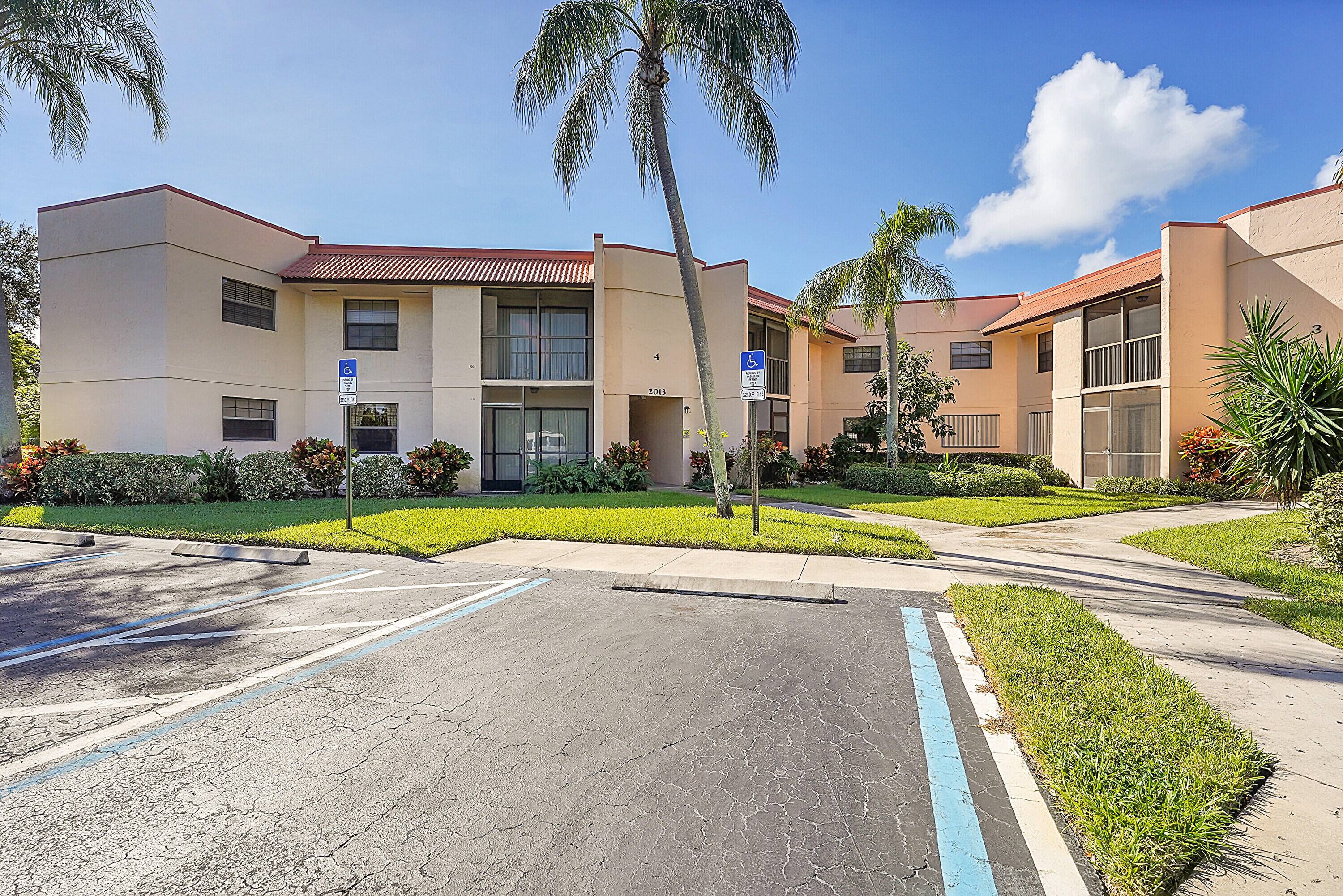 BEAUTIFUL 1ST FLOOR UNIT.