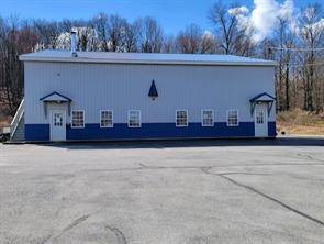 HIGH TRAFFIC LOCATION ! GREAT EXPOSURE !