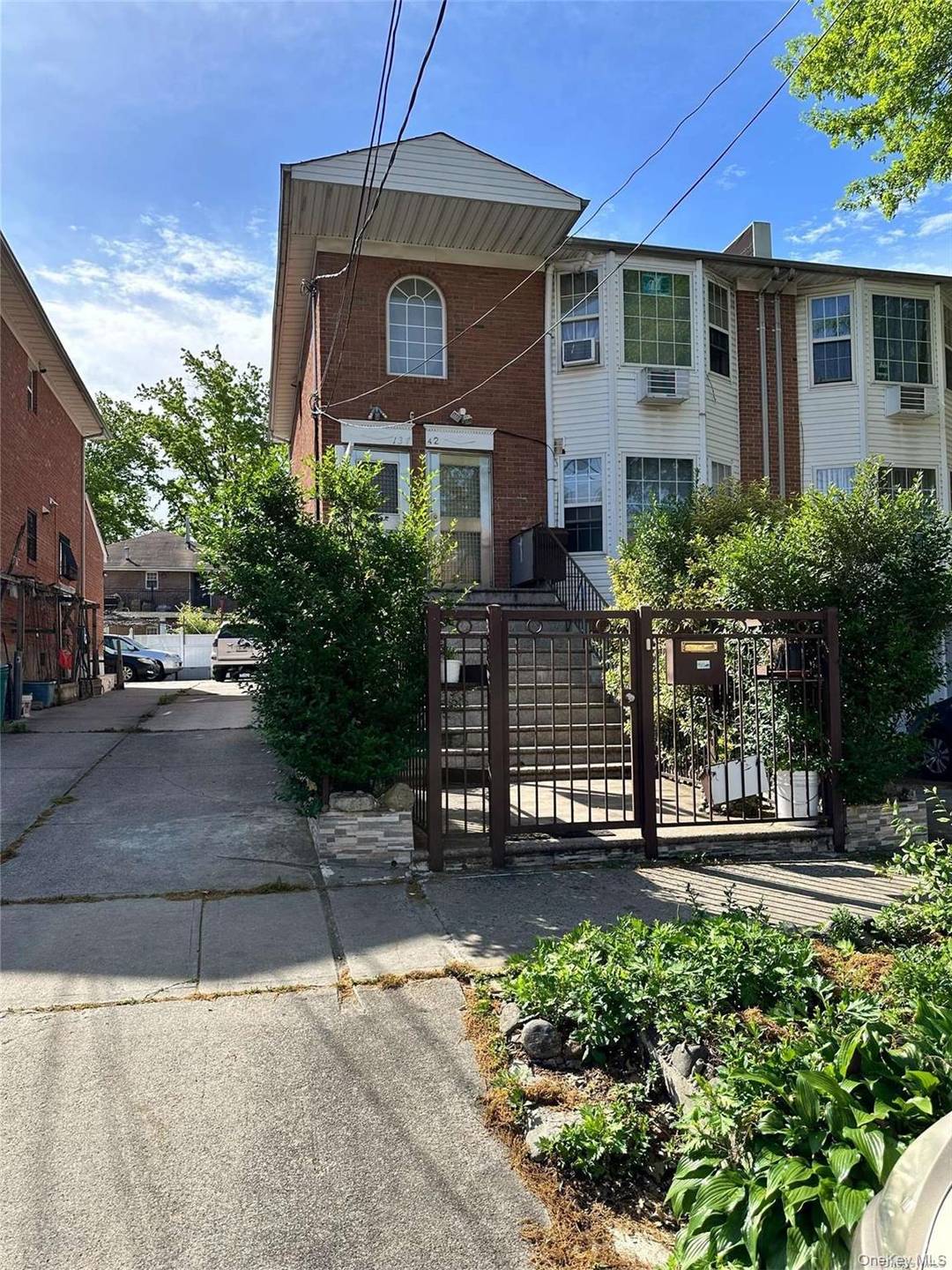 LOCATION LOCATION ! ! Well maintained two family residence located in the Flushing area.