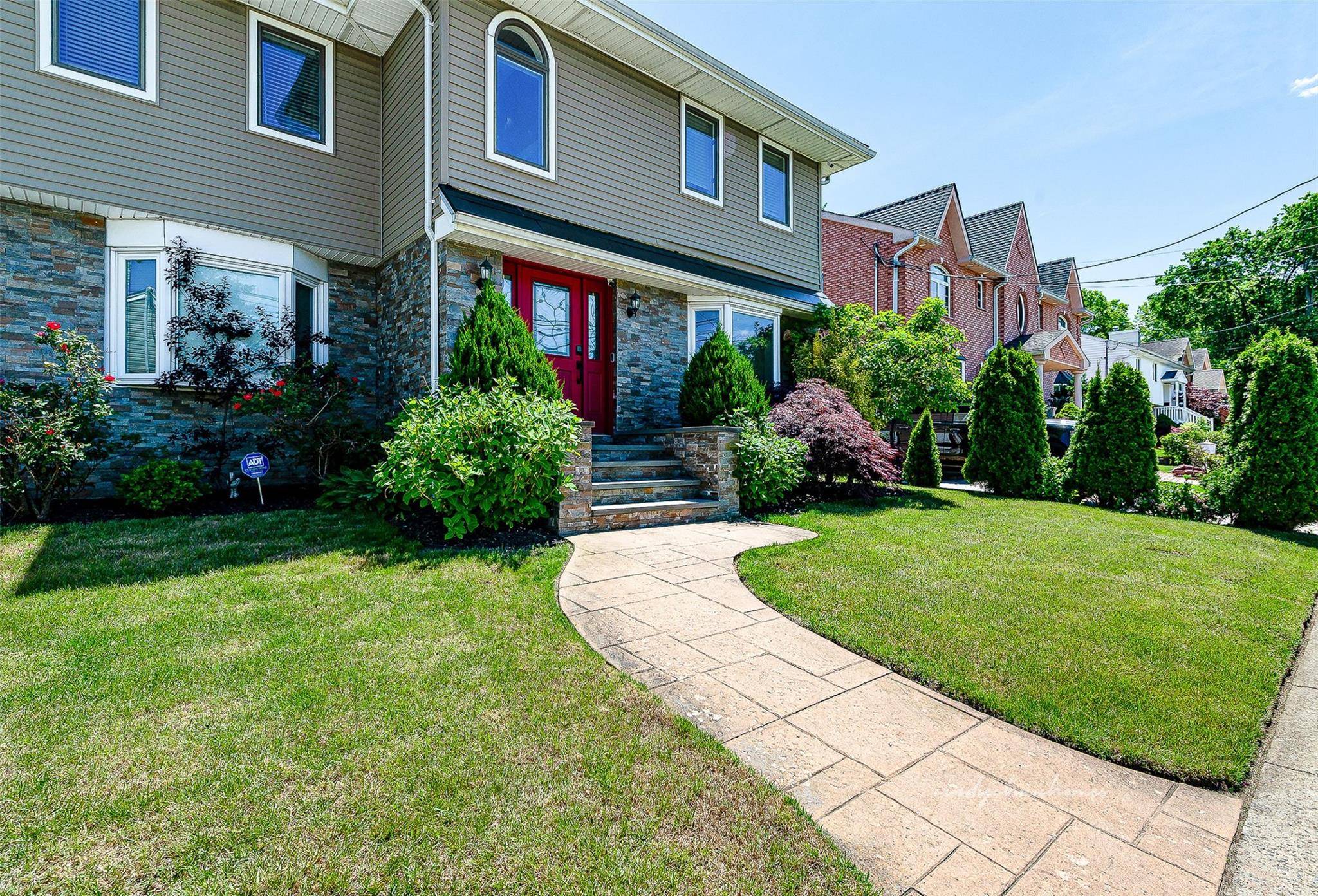 Located in the award winning Herricks School District, this beautifully updated 5 bedroom, 3 bath Colonial home offers the perfect blend of comfort, efficiency, and space.