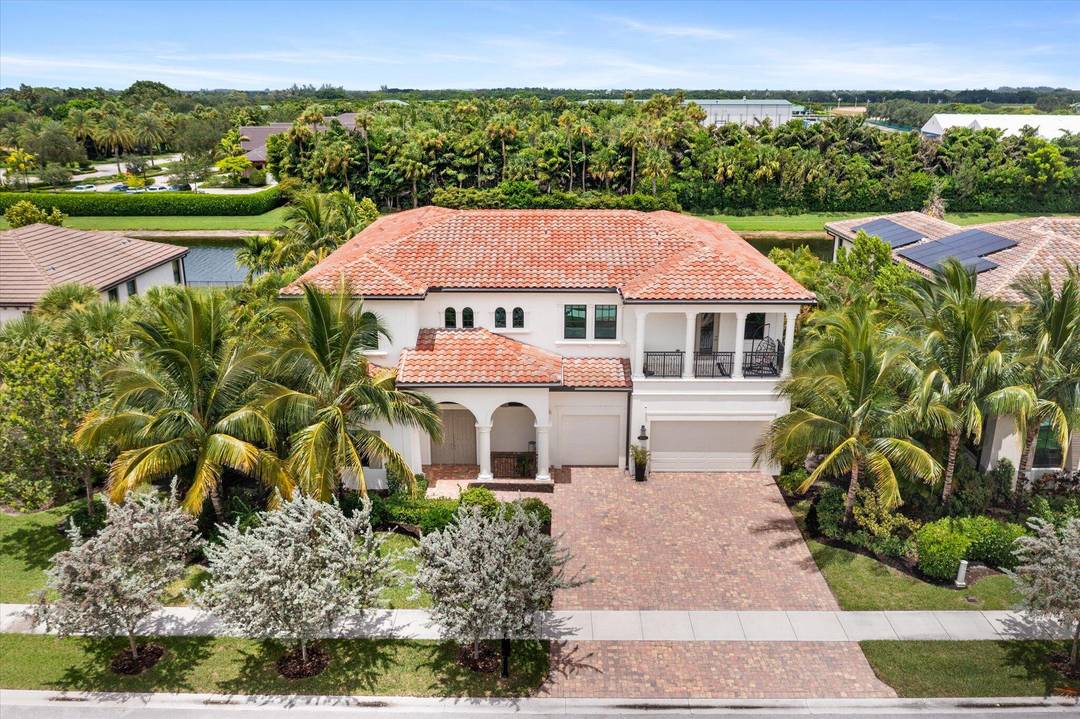 Waterfront Serenity Meets Equestrian Prestige Adjacent to Lush Stables Racetrack, Minutes From Wellington Equestrian Center Breathtaking Panoramic Lake Views Hurricane Impact Windows Doors Open Layout w Soaring Ceilings Crown Molding, ...
