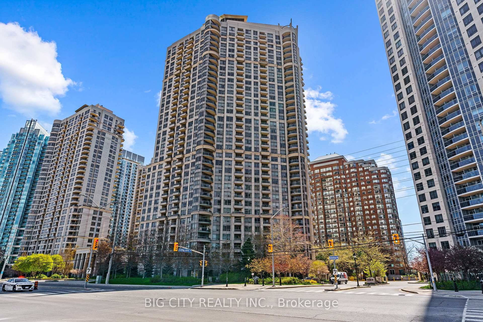 A Mississauga Classic The GRAND OVATION, By TRIDEL.