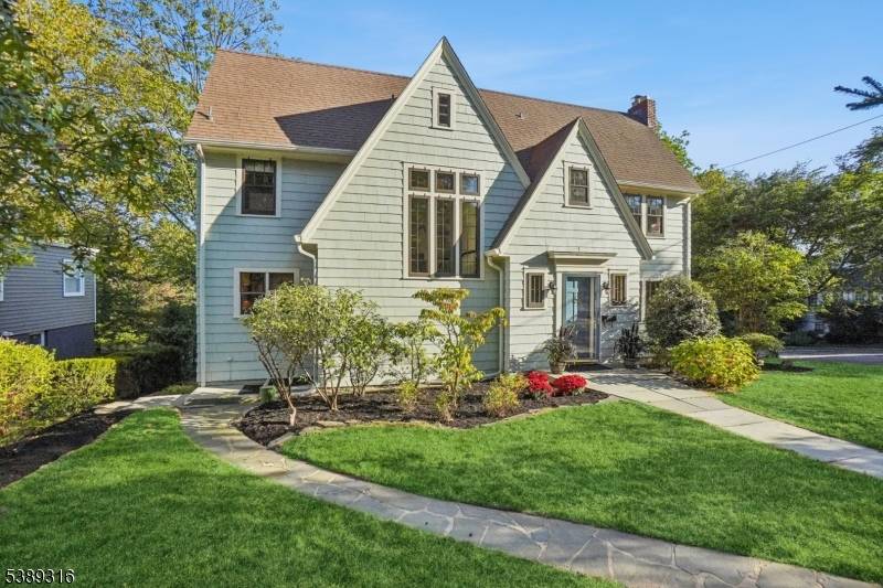 This charming Wyoming colonial offers an ideal combination of refined styling, modern conveniences practicality.