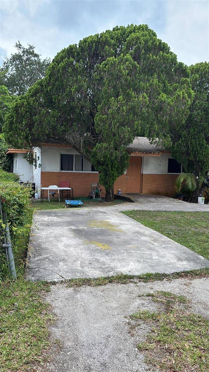 Great Investment opportunity close to the Grove area.