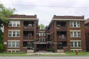 Stylish 2 Bedroom Across from Gage Park Walk Everywhere !