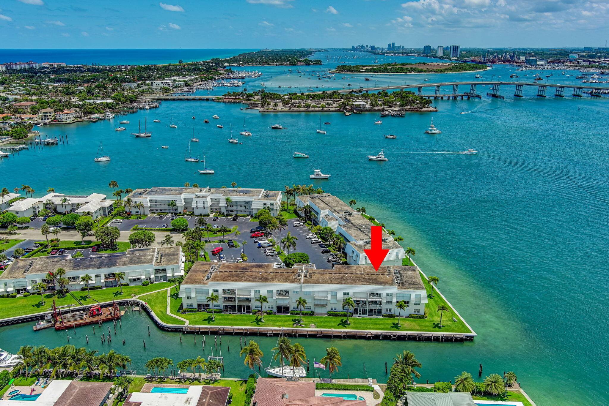 Experience the epitome of Intracoastal living !