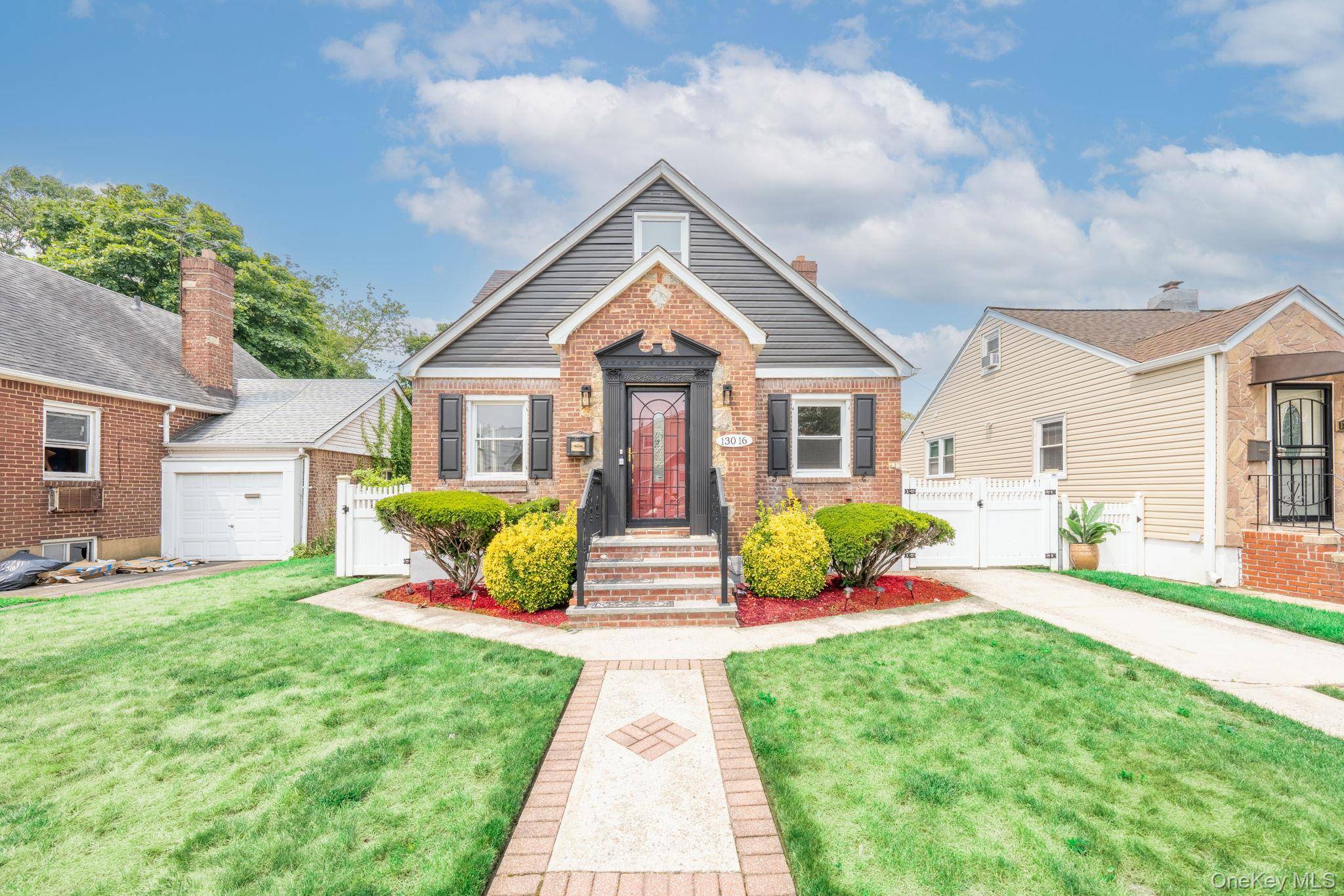 Fully Renovated Single Family in Laurelton !