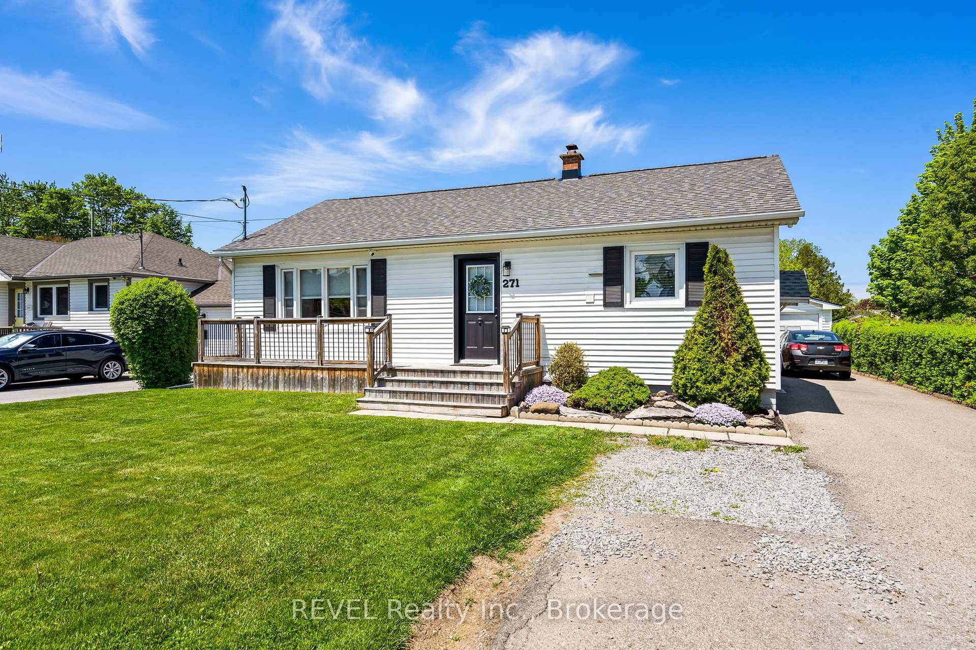This beautifully maintained 3 bedroom, 2 bath bungalow located in north end offers comfort, functionality, and curb appeal.