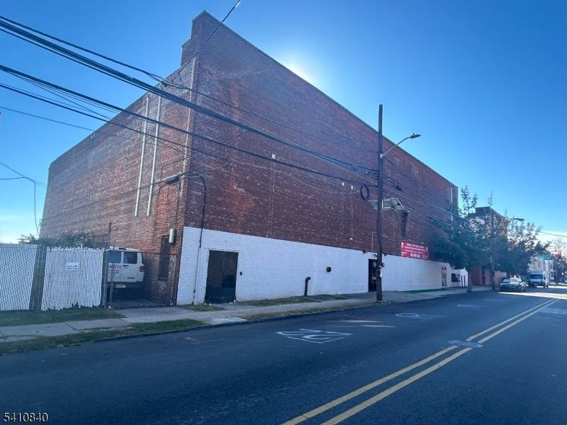 Welcome to oversized commercial building for developers.