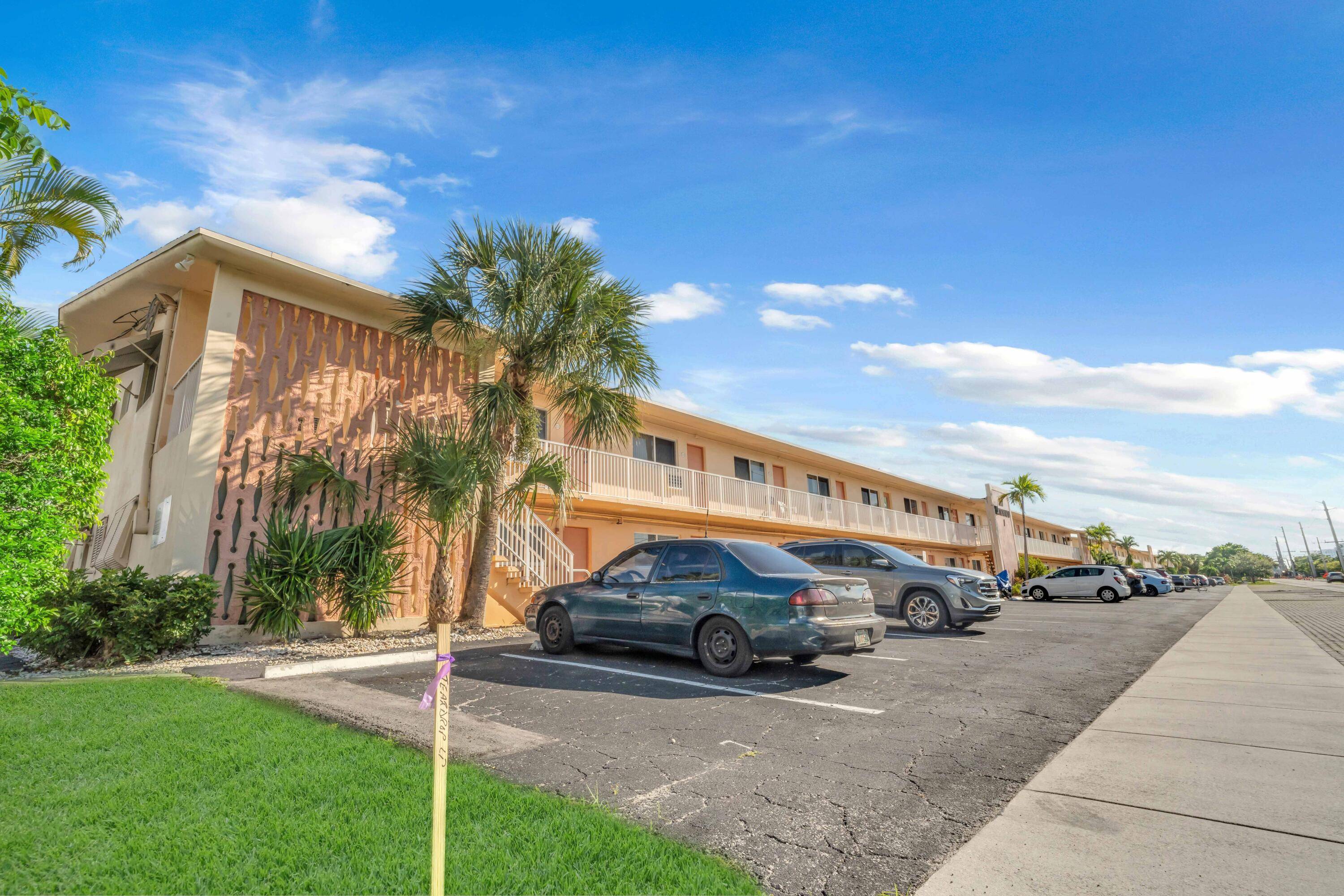 Waterfront remodeled condo with tile flooring throughout offers an open kitchen with a gas range and convenient access to a heated pool, grill area, and on site laundry facilities just ...
