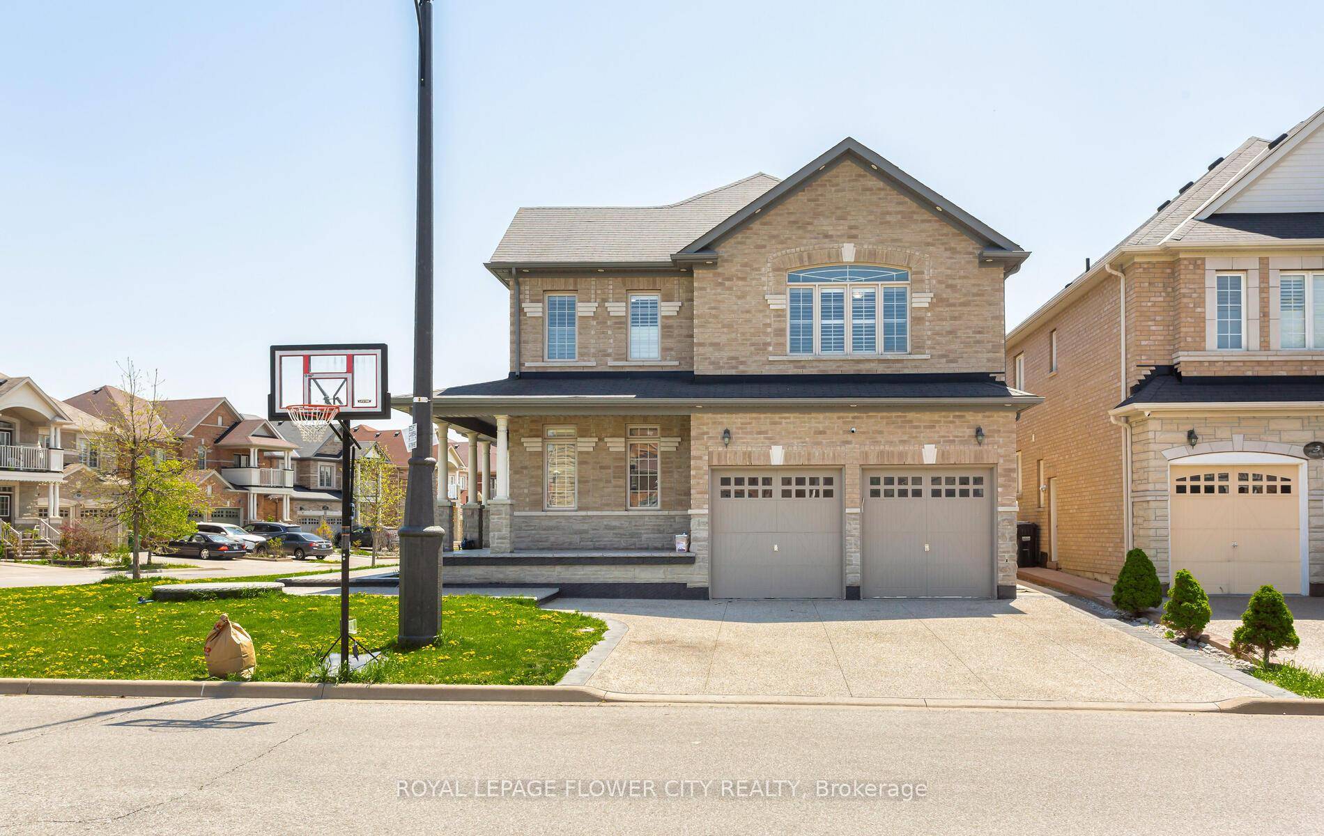 Absolutely Gorgeous Premium Corner Lot W Brick and stone Exterior, W Legal Finished Bsmt in Most Desirable Hwy 50 amp ; Castlemore area.