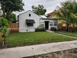 1925 amp ; 1927 Rodman St, Hollywood, FL 33020 two adjacent properties offered together with a combined lot size of 10, 844 sq.