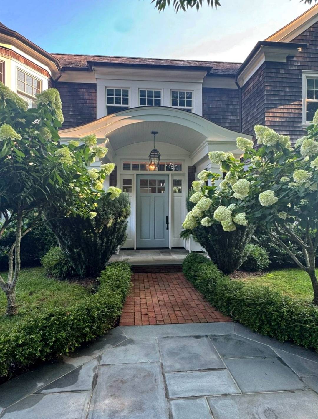 Luxury Southampton Village Rental – Elegant Shingle-Style Estate